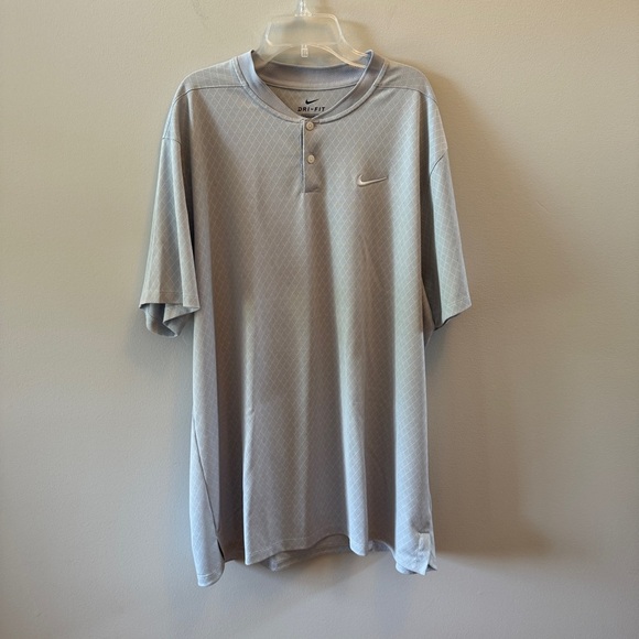 Nike Dri-FIT Victory Men's Gray Polo Shirt - Picture 1 of 5